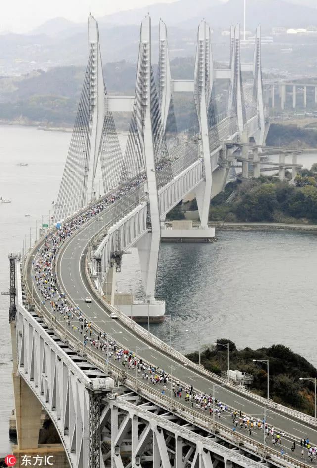 【行业资讯】全球十大跨海大桥中国占席一半，港珠澳大桥遥居第一